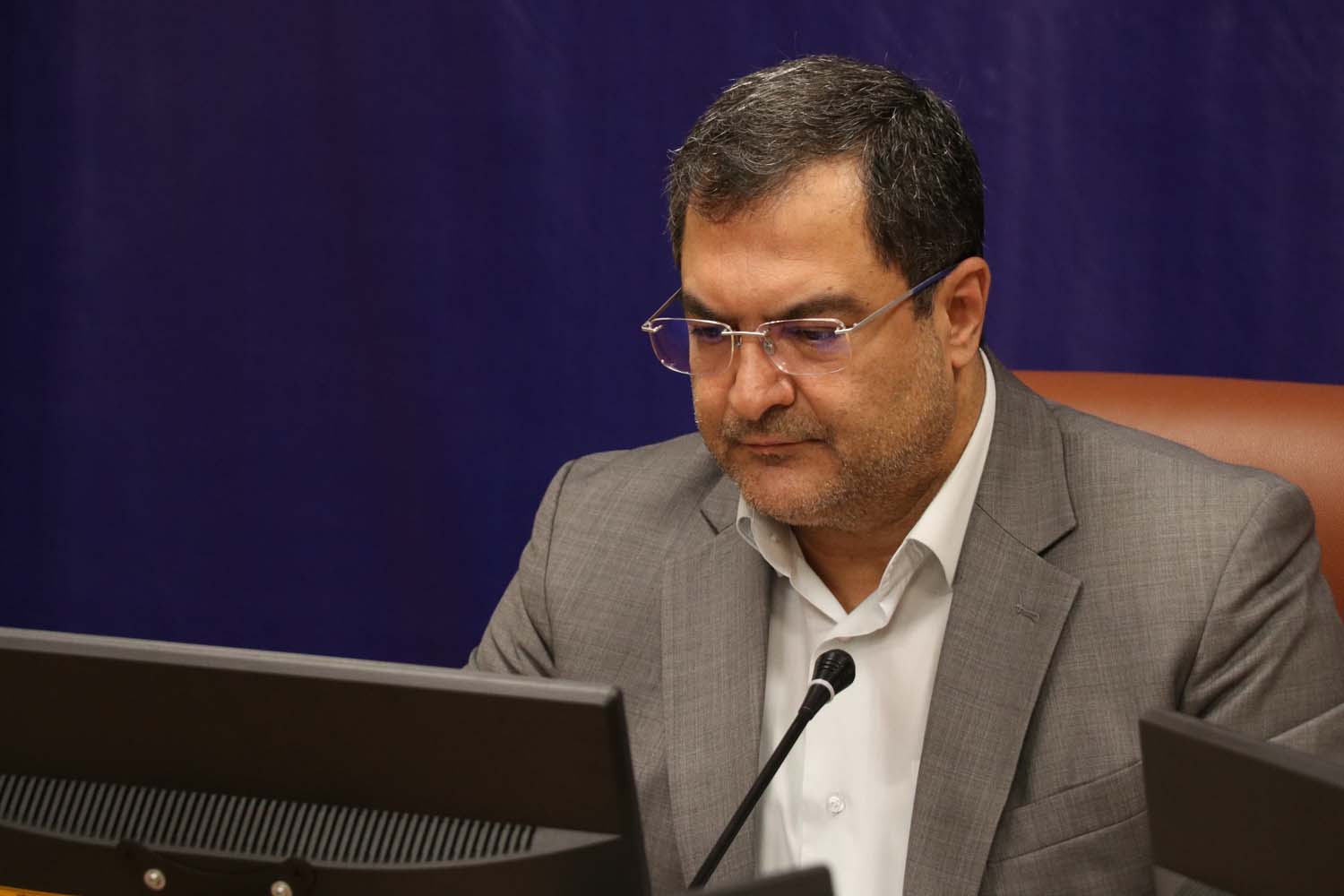 نشست مدیرعامل شرکت آزمایشگاه فنی و مکانیک خاک با مدیران ستادی و استانی برگزار شد